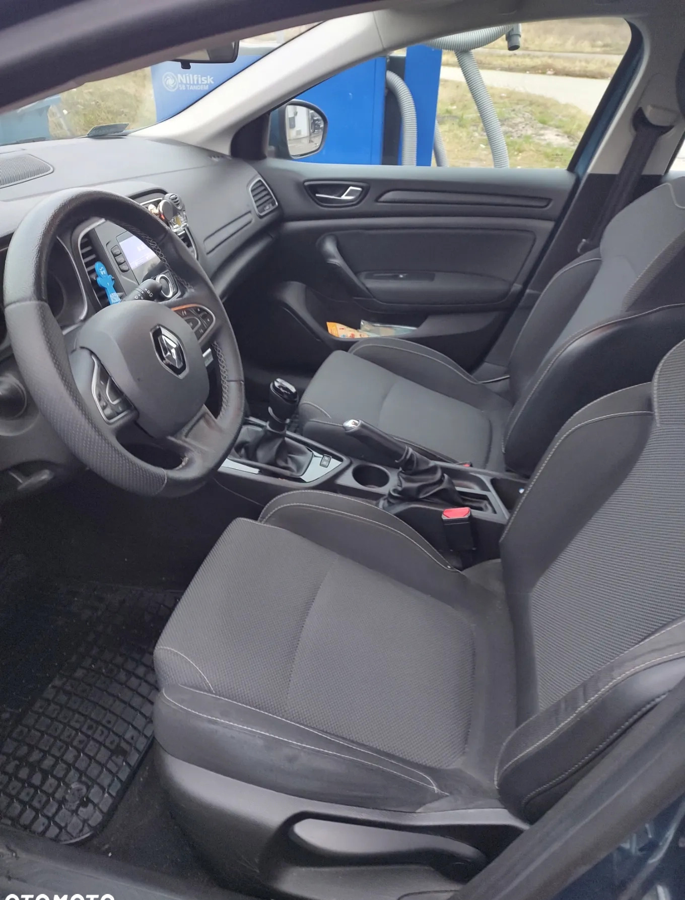 Renault Megane cena 38500 przebieg: 96526, rok produkcji 2016 z Leżajsk małe 67